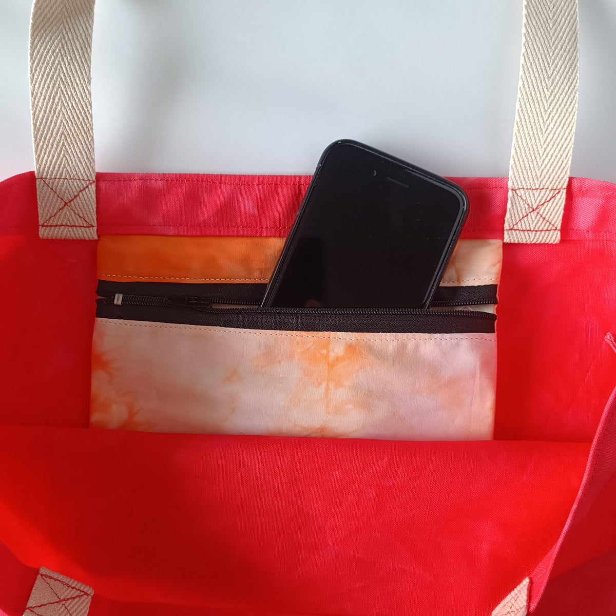 Resist Big Bag - Red-La Cave à Laine