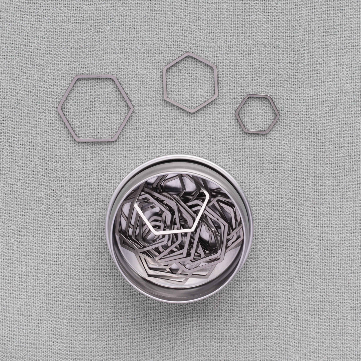 30 Stitch Markers - Hexagon Mix Silver-La Cave à Laine