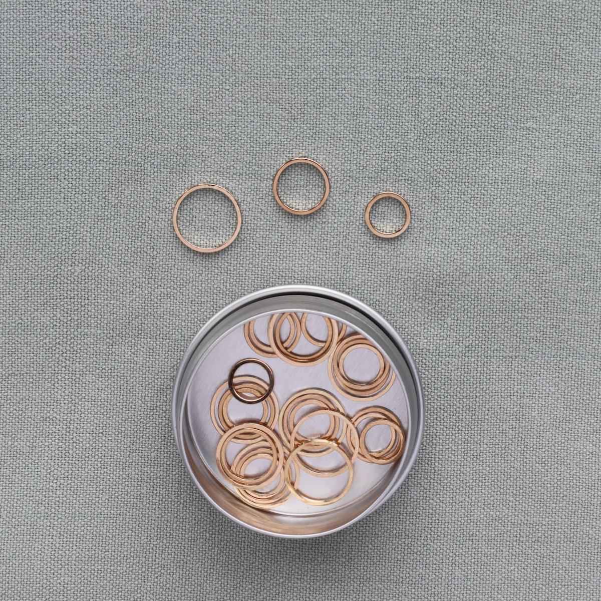 30 Stitch Markers - Circle Mix Gold-La Cave à Laine