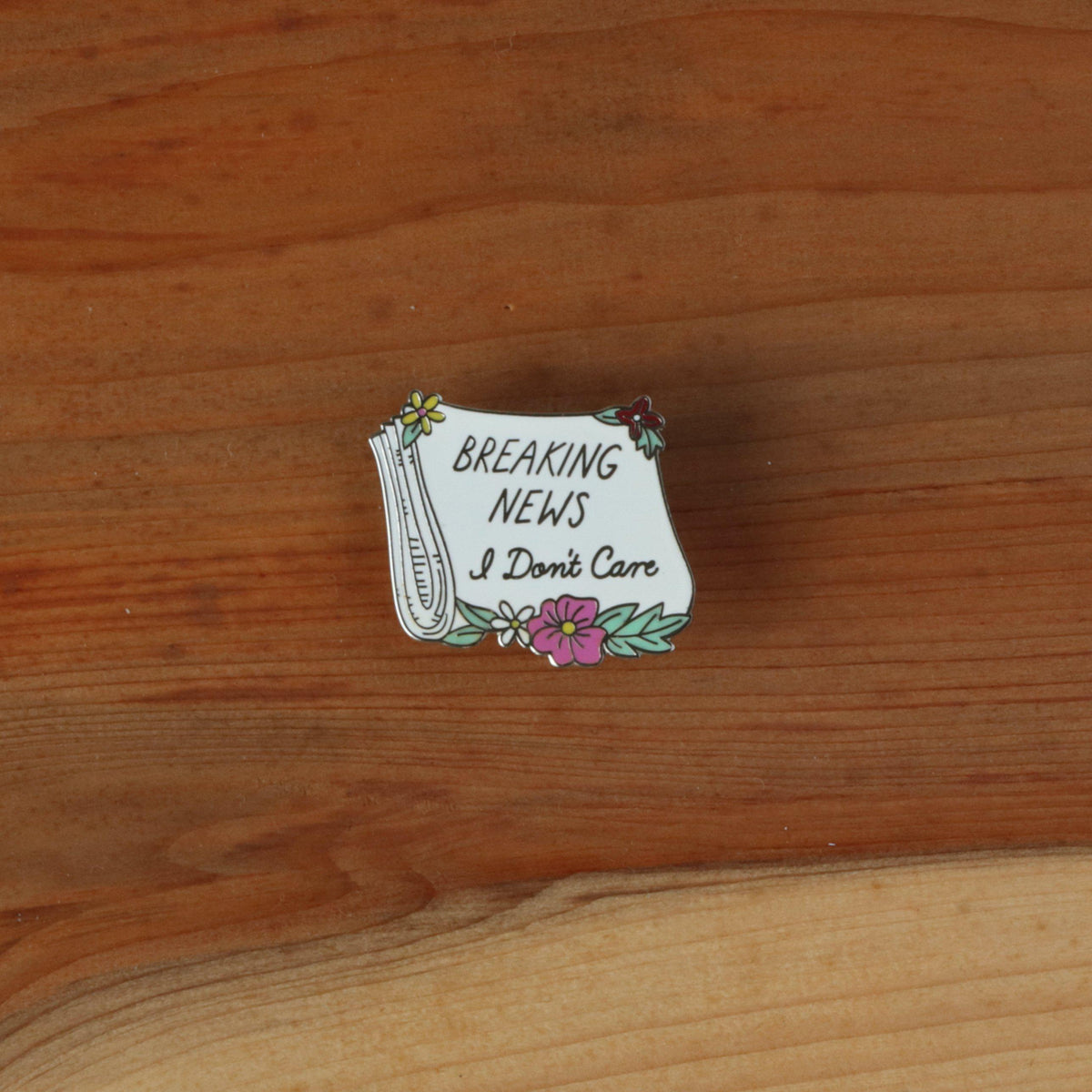 Unapologetic Pins - Breaking News!-La Cave à Laine