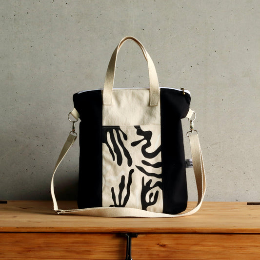 Black&White Tote - Handcrafted Bag with White Zipper-La Cave à Laine