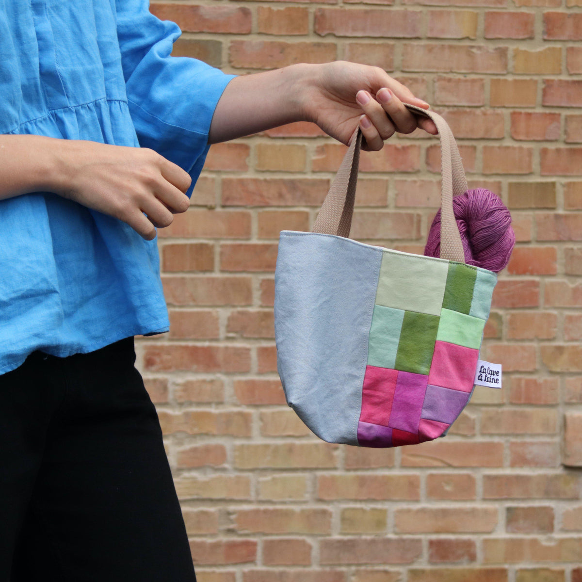 Handcrafted Canvas Bag - Hand-dyed and Patchwork Gioia - Pink and Green-La Cave à Laine