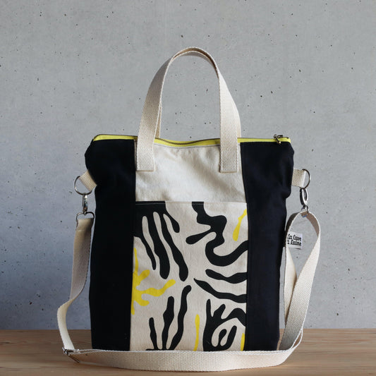 Black&White Tote - Handcrafted Bag with Yellow Zipper-La Cave à Laine