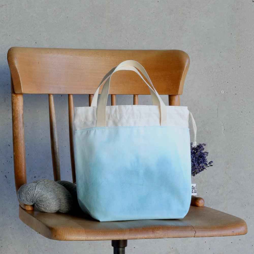 Aquarelle Project Bag - Hand-Dyed Organic Cotton, Blu Cielo-La Cave à Laine