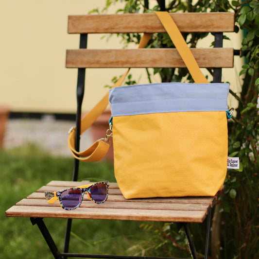 Cerata Bucket Project Bag - Crossbody Shoulder Strap Medium - END OF COLLECTION-La Cave à Laine