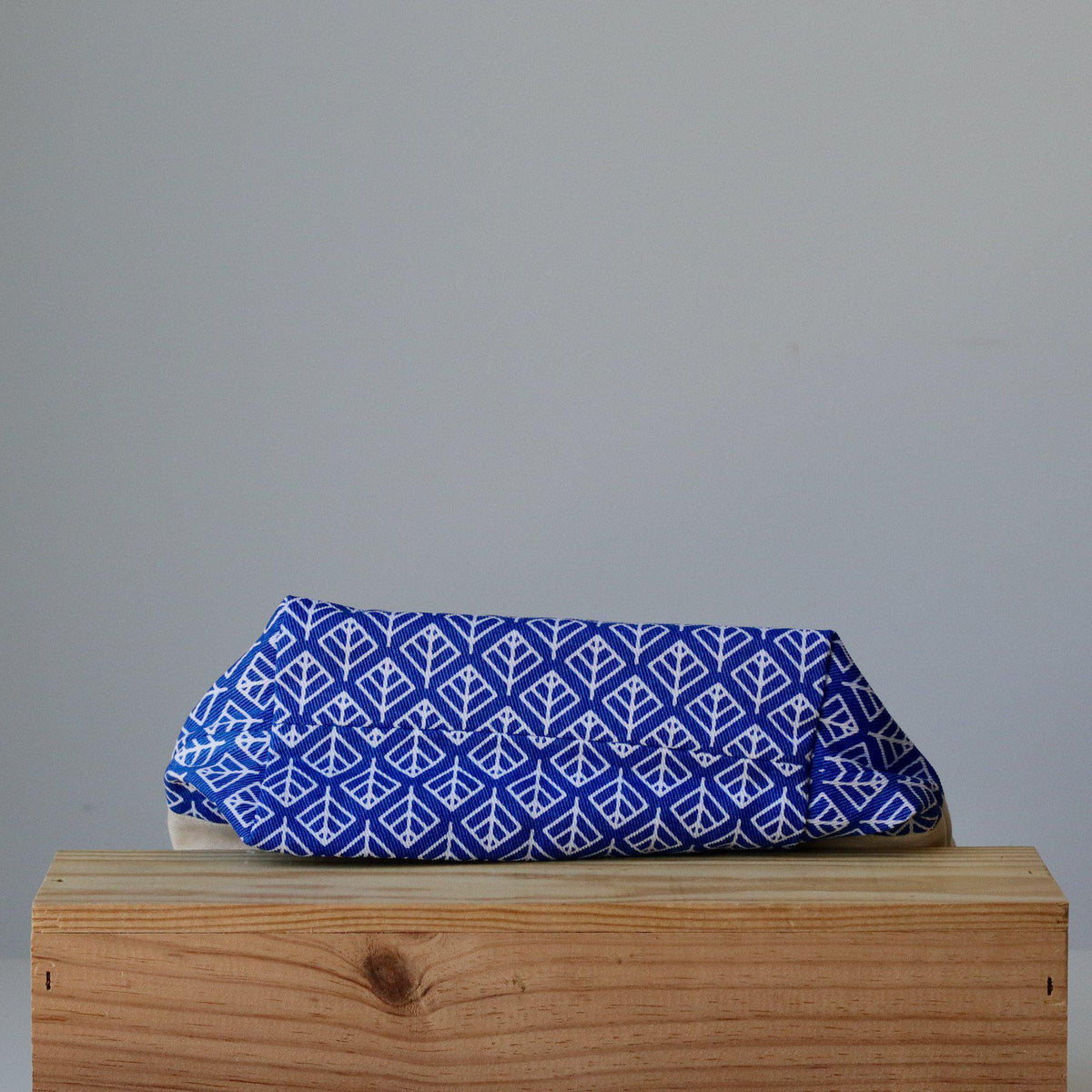 Estate Project Bag - Blue Losange - END OF COLLECTION-La Cave à Laine