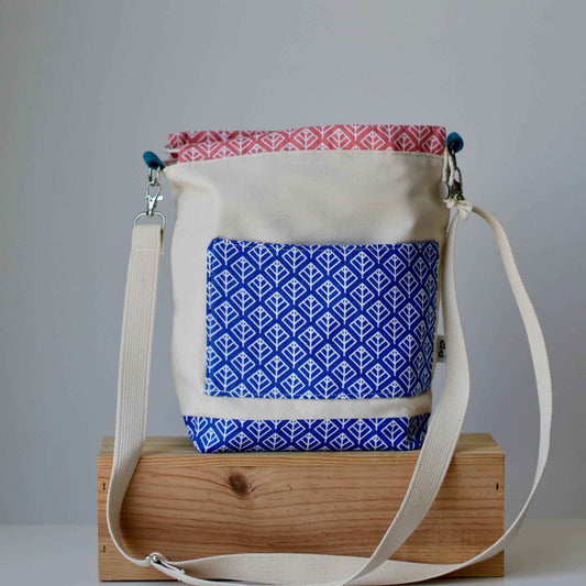 Estate Project Bag - Blue Losange - END OF COLLECTION-La Cave à Laine