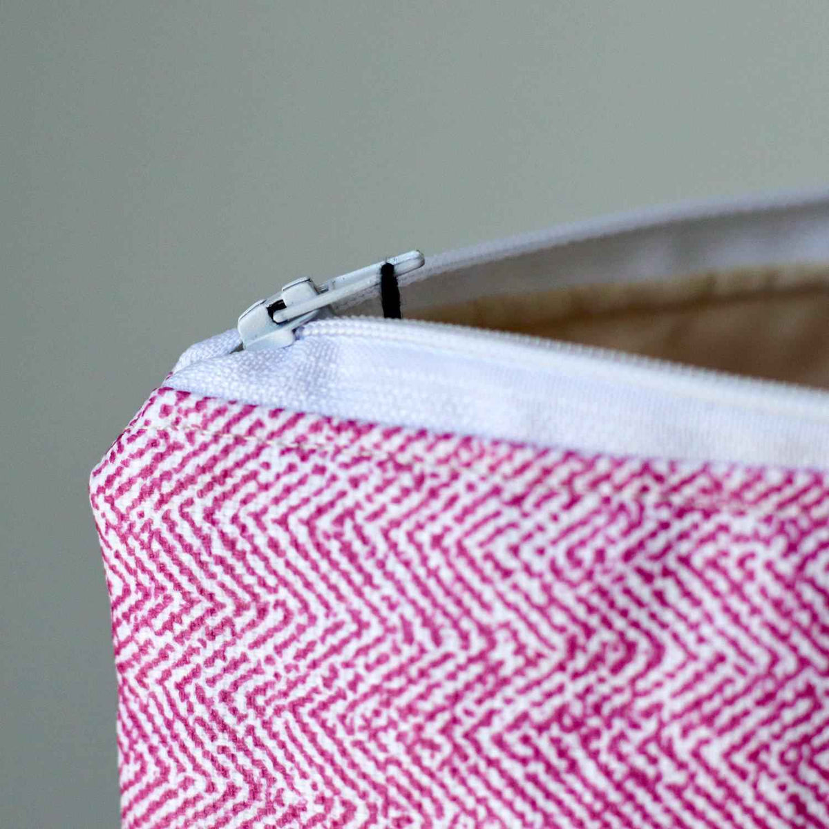 Extra-Large Zipper Pouch - Coated Cotton - END OF COLLECTION-La Cave à Laine