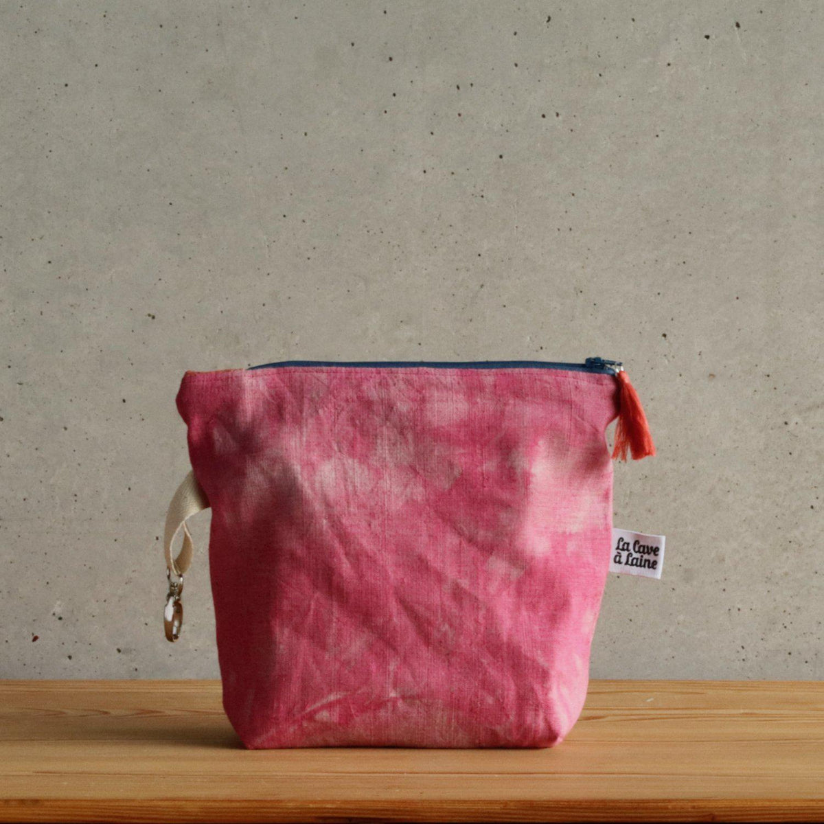 Handcrafted Canvas Bag - Linen Zipper - Coral Pink-La Cave à Laine