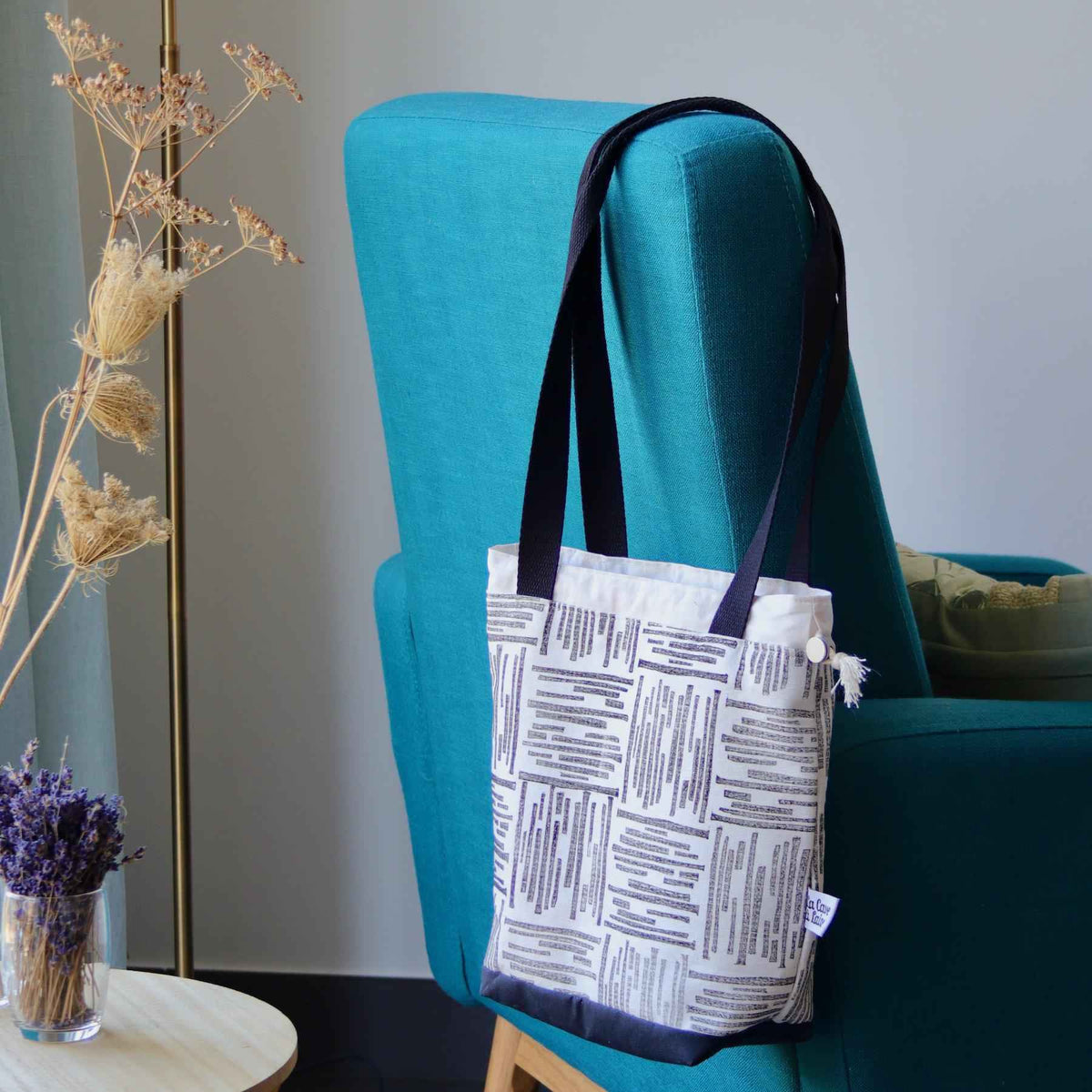 Linocut Project Bag - Long Handles XXL - Black&White-La Cave à Laine
