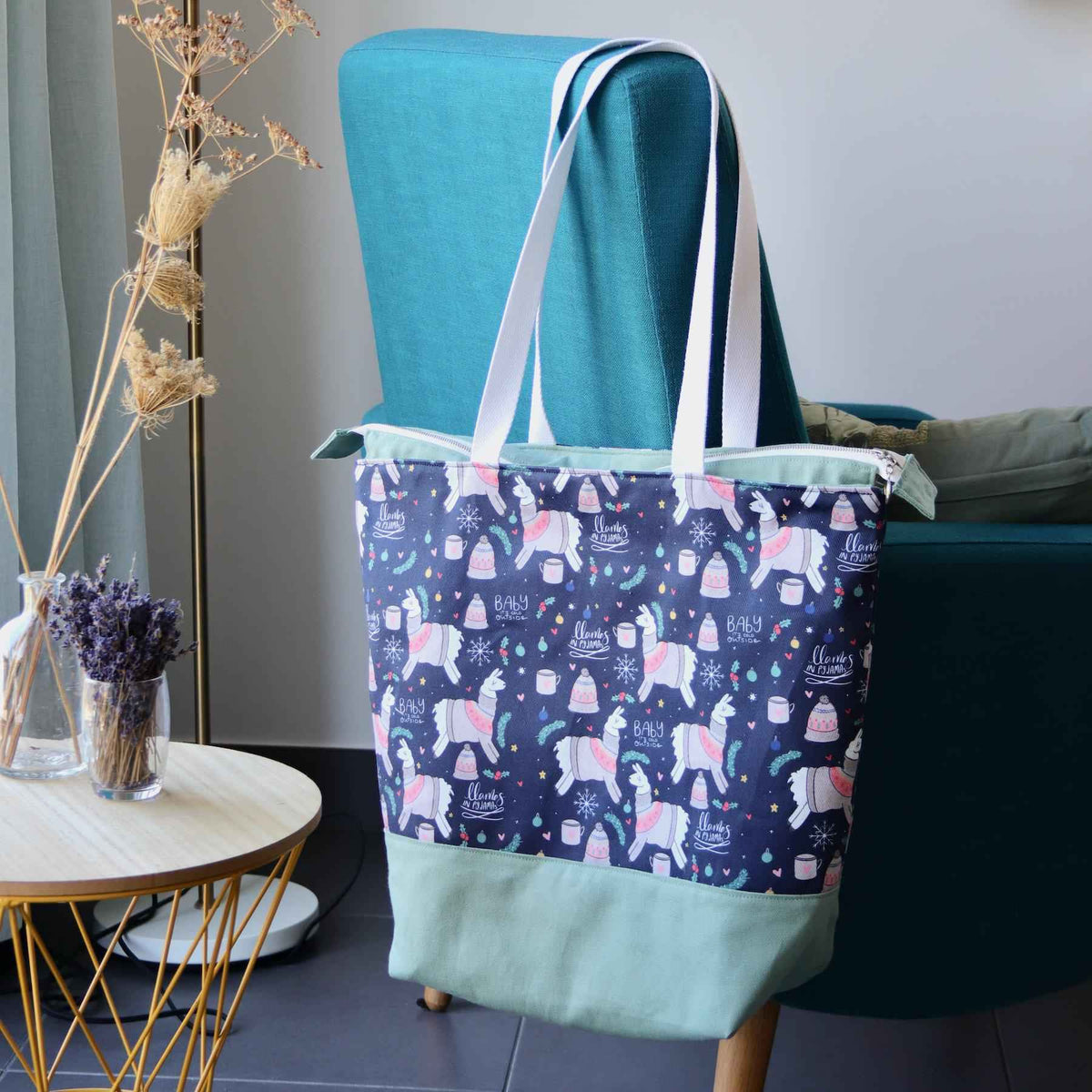 Llama Weekender Bag-La Cave à Laine