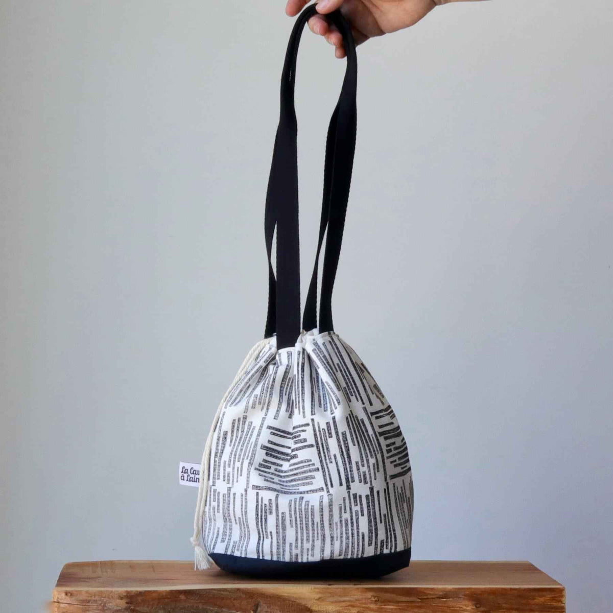 Linocut Project Bag - Long Handles - Black&White-La Cave à Laine